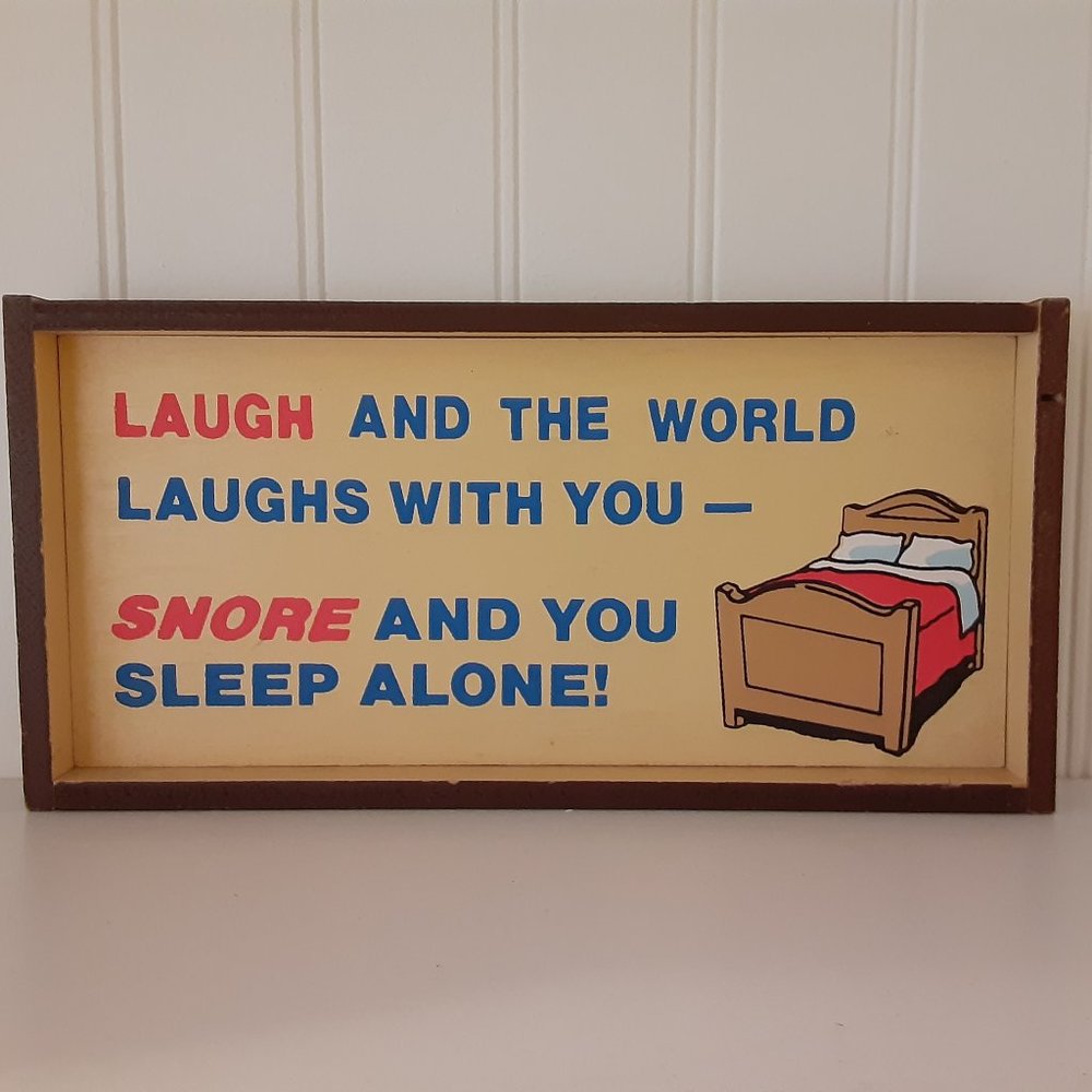 Kitschy vintage wall décor